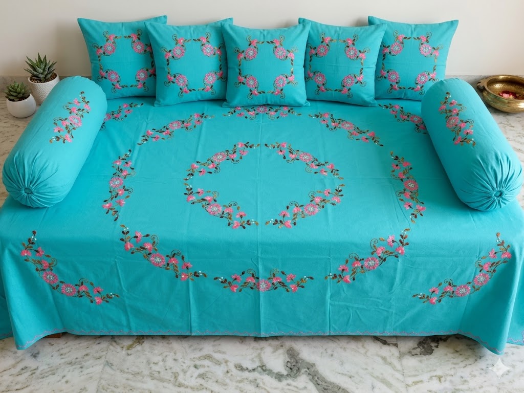 Chikonwala's Hand Crafted Diwan Set