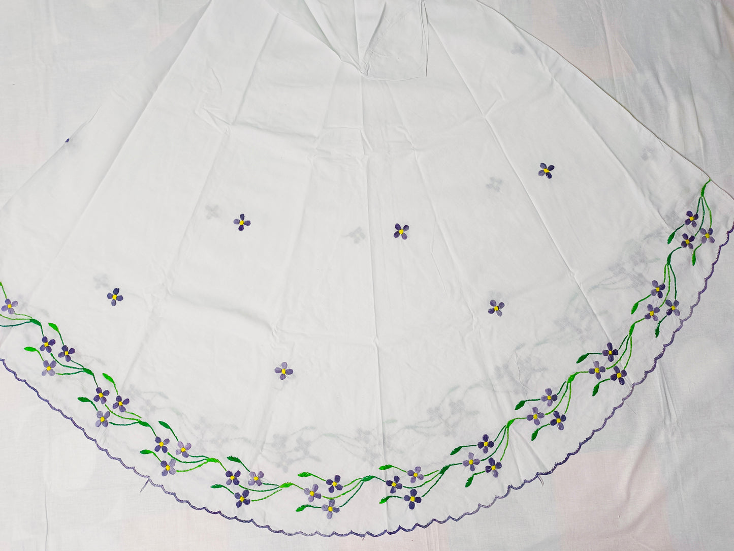 Chikonwala Hand Embroidered Cotton Islamic Namaz Hijab with Floral Embroidery
