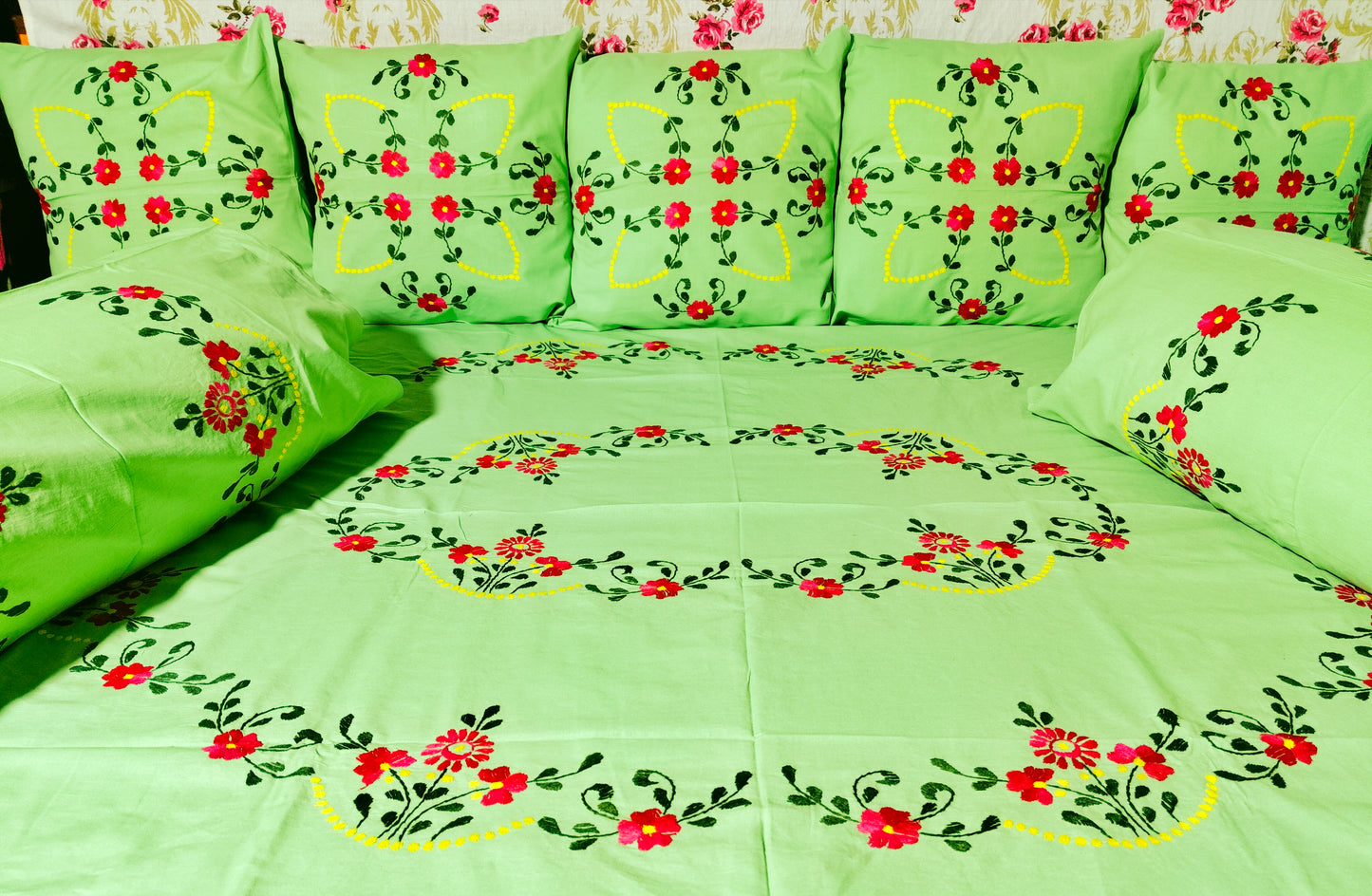 Chikonwala's Embroidered Diwan Set