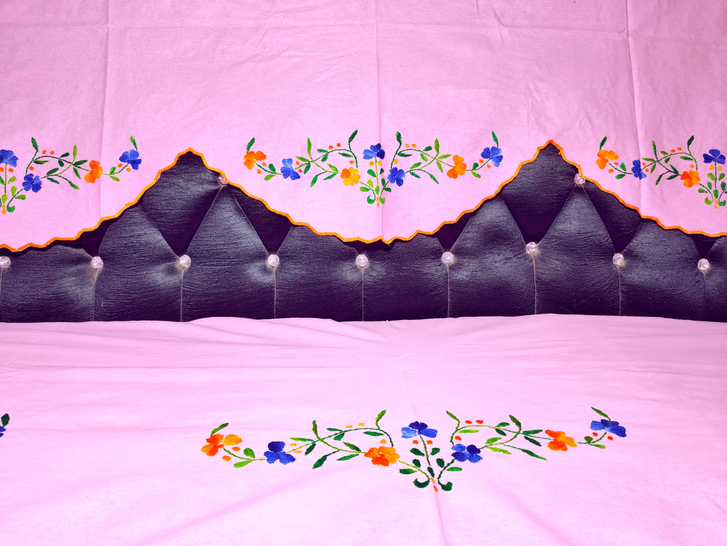 Hand Embroidered Sofa Cover (3+1+1 Seater)