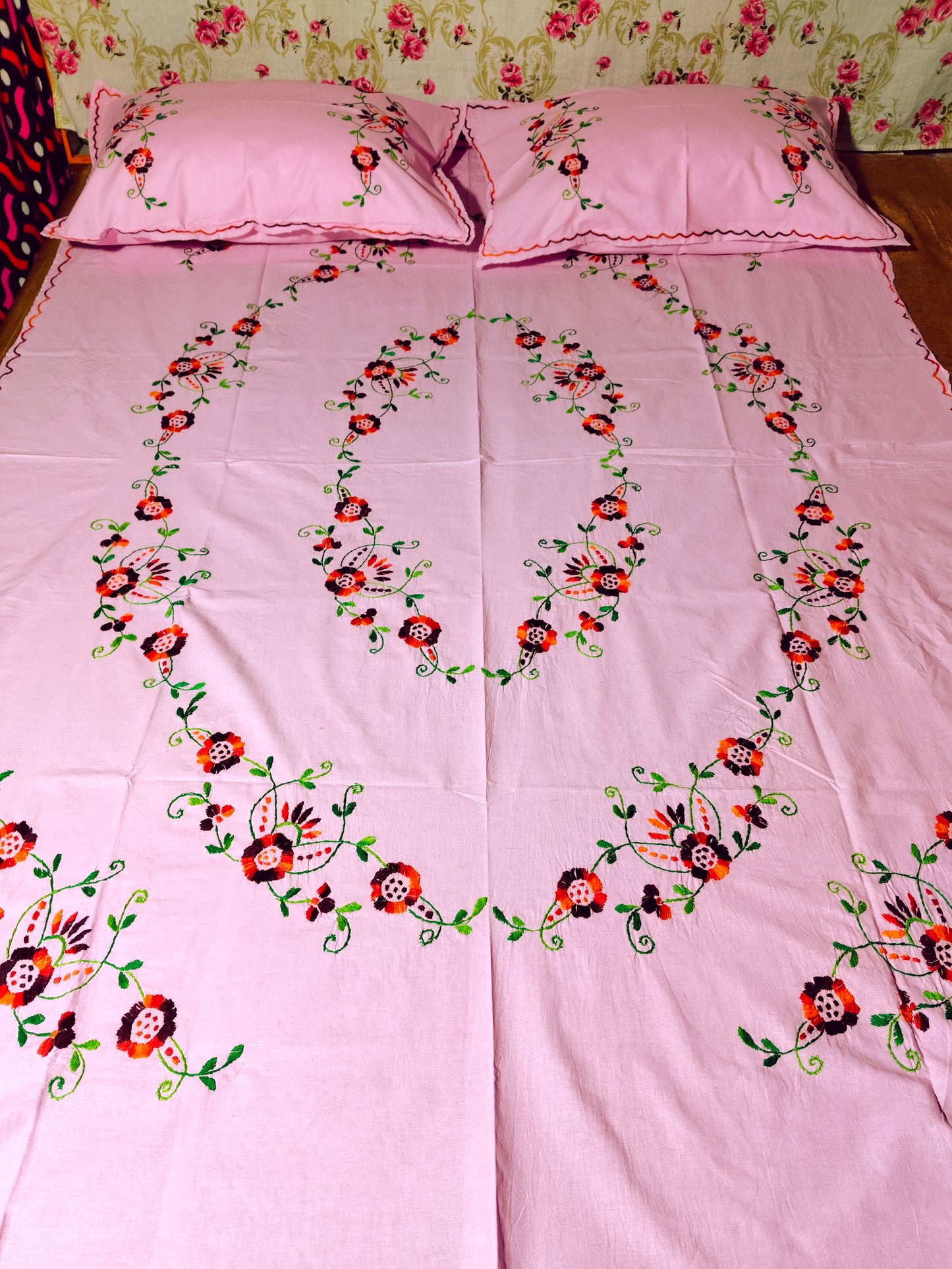 Chikonwala's Hand Embroidered Floral Design Bedsheet