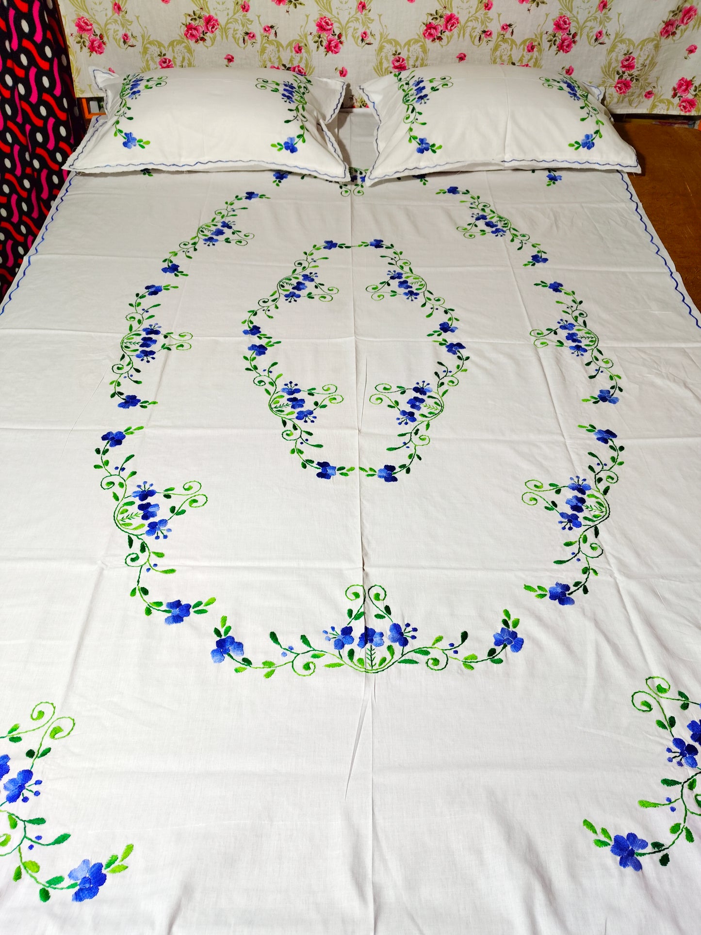 Chikonwala's Hand Embroidered Floral Design Bedsheet