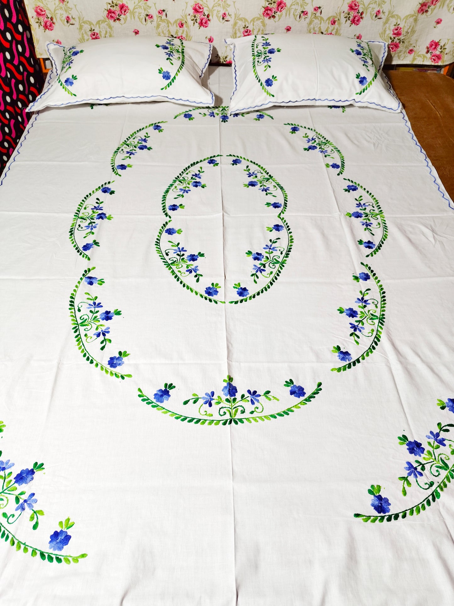 Chikonwala's Hand Embroidered Floral Design Bedsheet