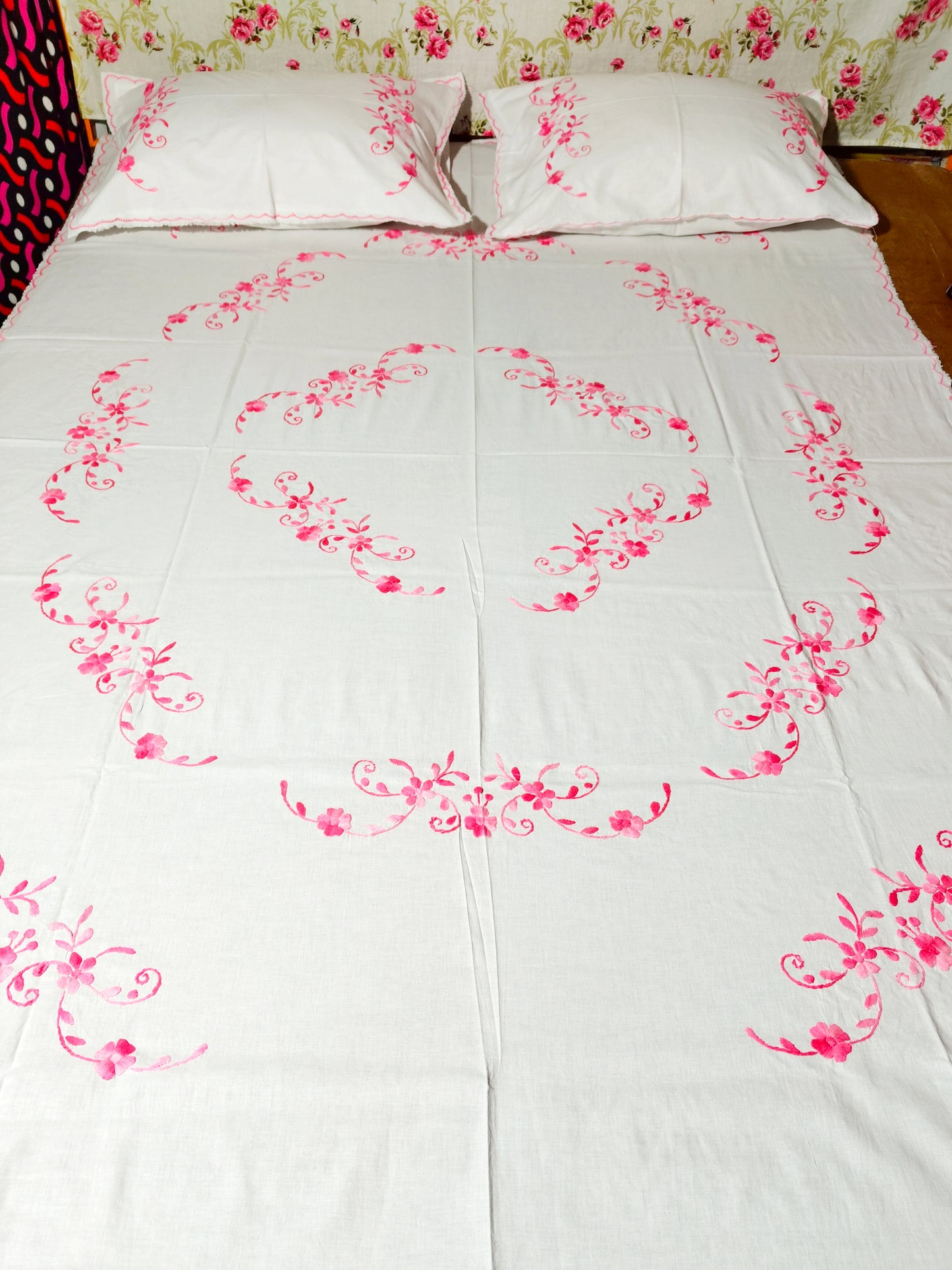Chikonwala's Hand Embroidered Floral Design Bedsheet