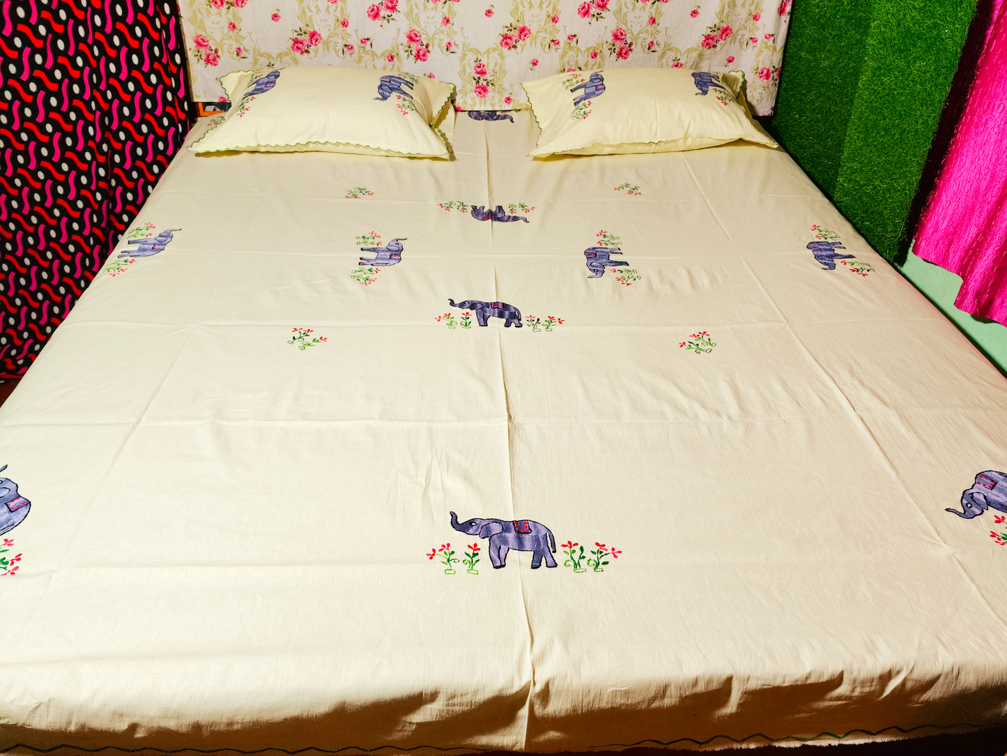 Chikonwala's Hand Embroidered Floral Design Bedsheet