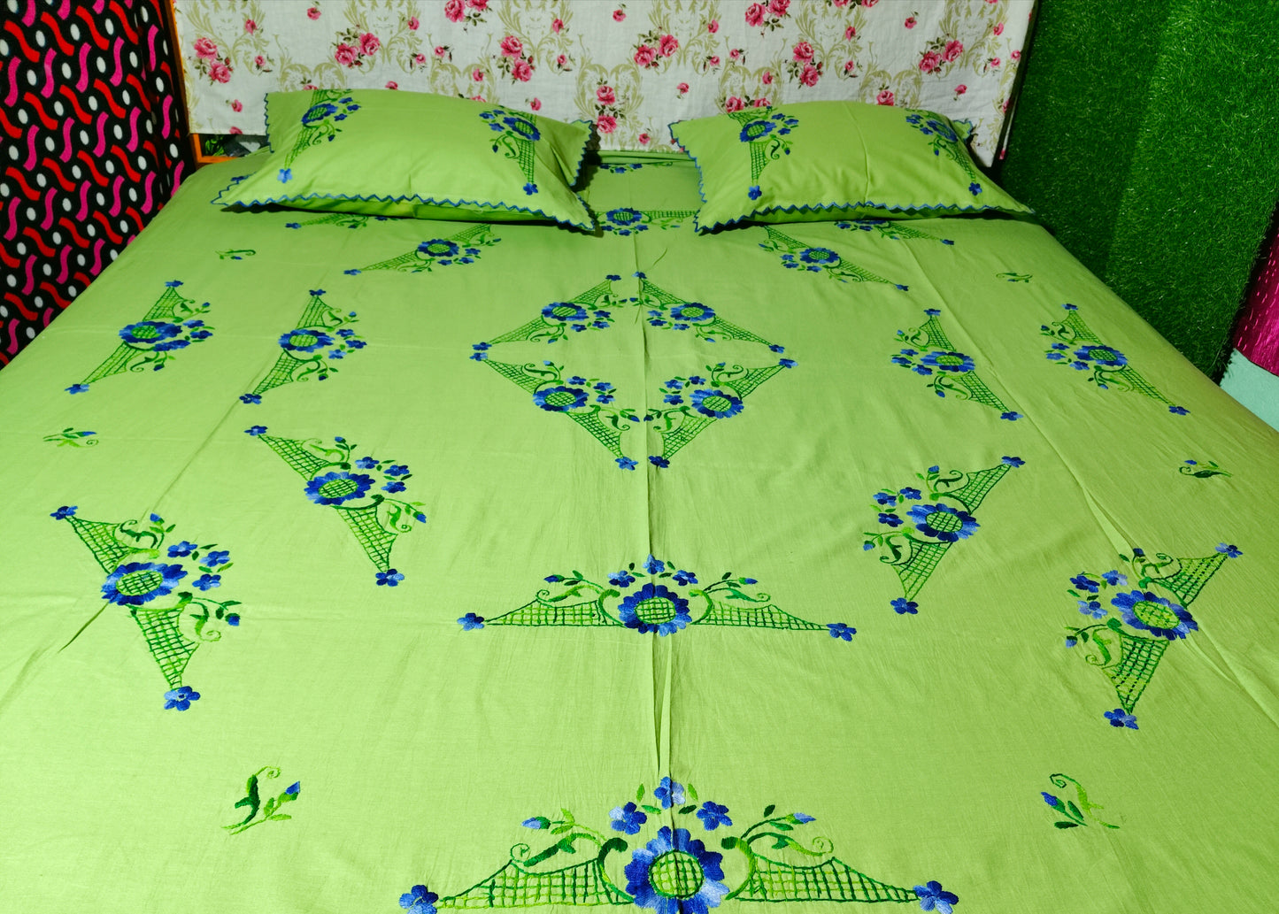 Chikonwala's Hand Embroidered Floral Design Bedsheet
