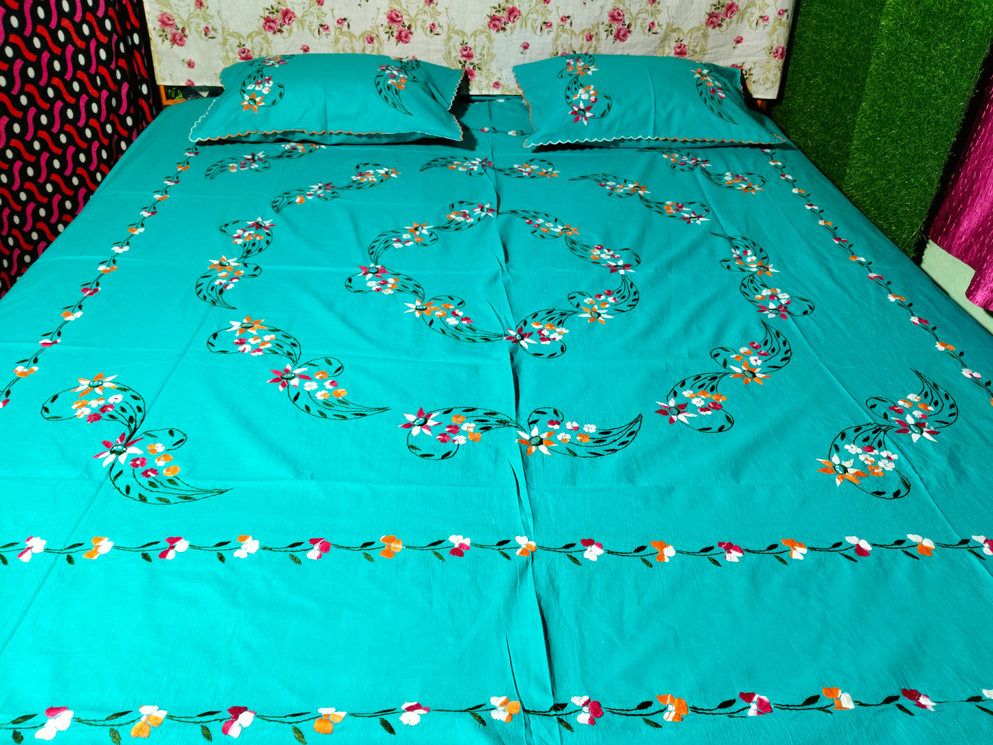 Chikonwala's Hand Embroidered Floral Design Bedsheet