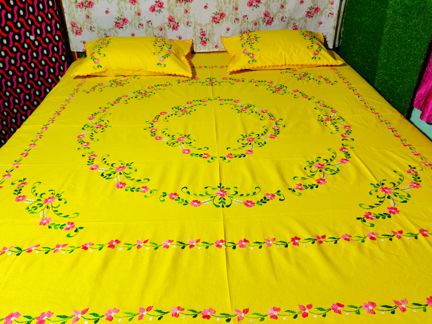 Chikonwala's Hand Embroidered Floral Design Bedsheet