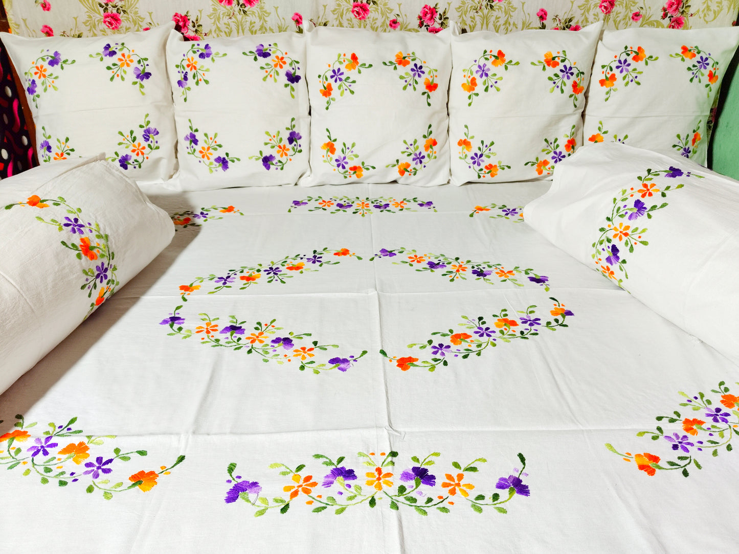 Chikonwala's Hand Crafted Diwan Set