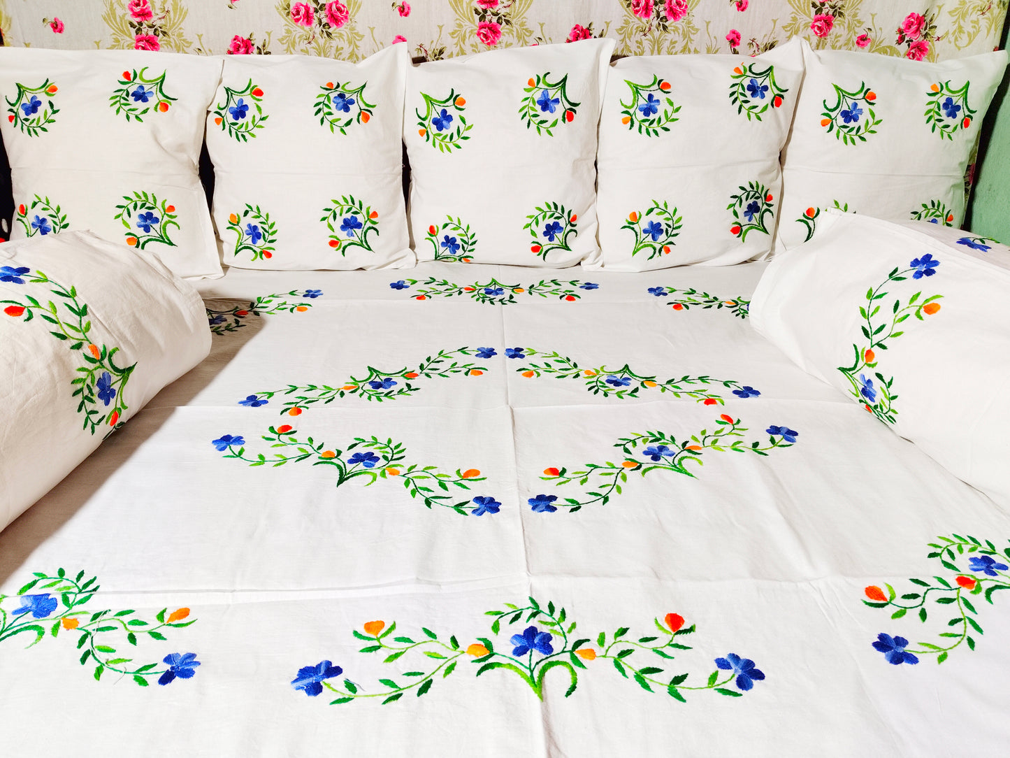 Chikonwala's Hand Crafted Diwan Set