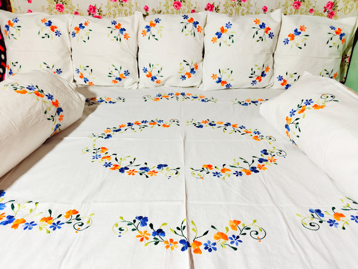 Chikonwala's Hand Crafted Diwan Set