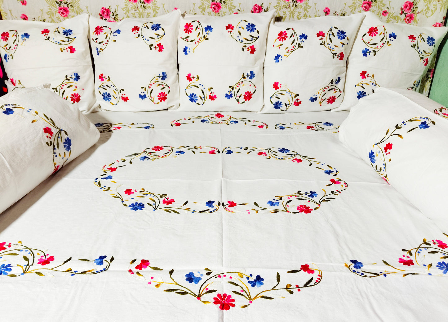 Chikonwala's Hand Crafted Diwan Set