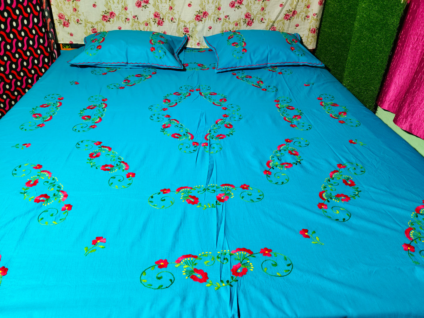 Chikonwala's Hand Embroidered Floral Design Bedsheet