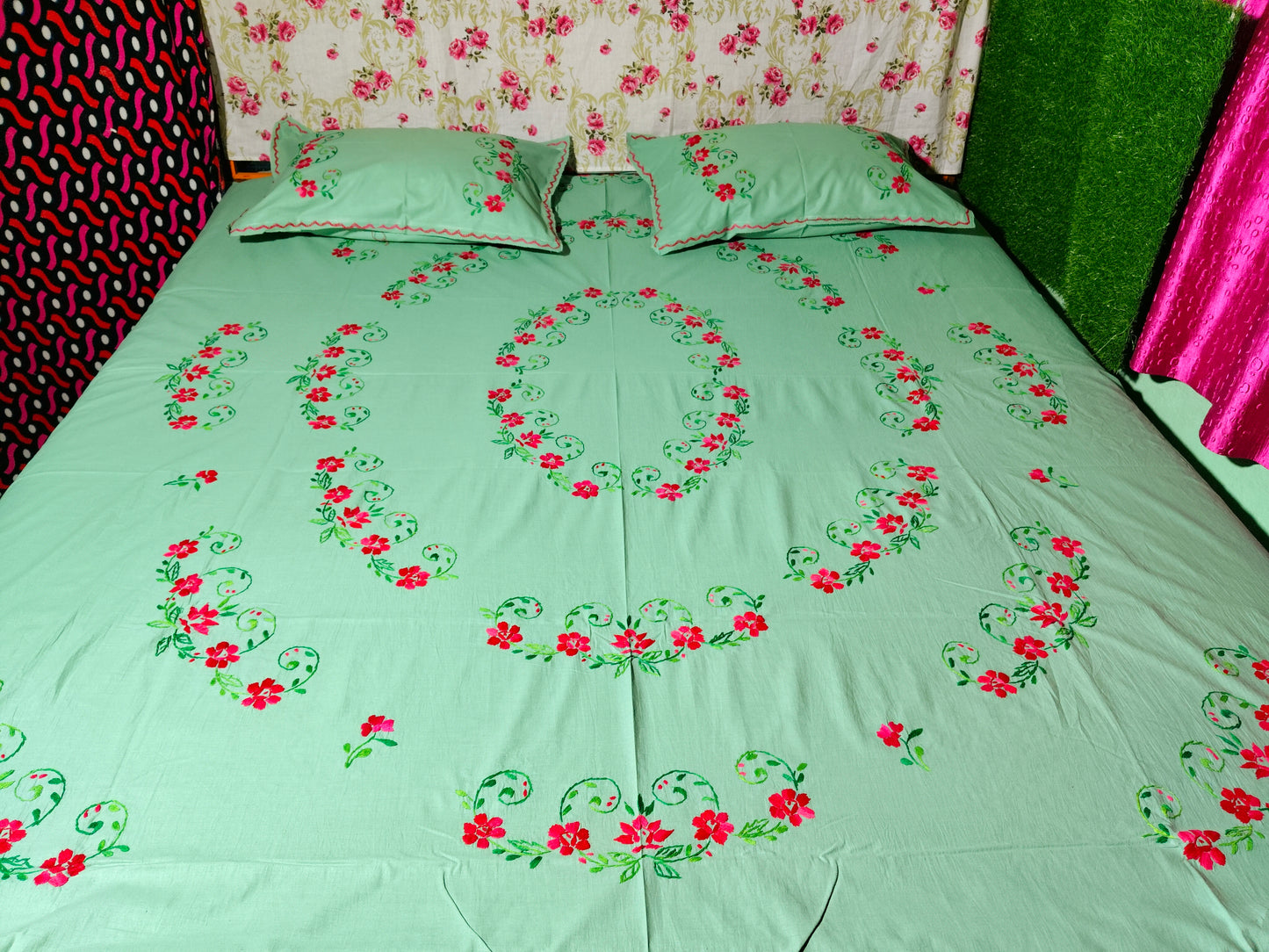 Chikonwala's Hand Embroidered Floral Design Bedsheet