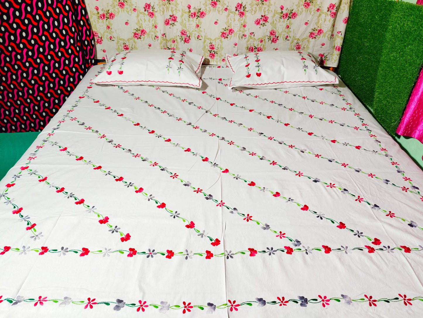Chikonwala's Hand Embroidered Floral Design Bedsheet