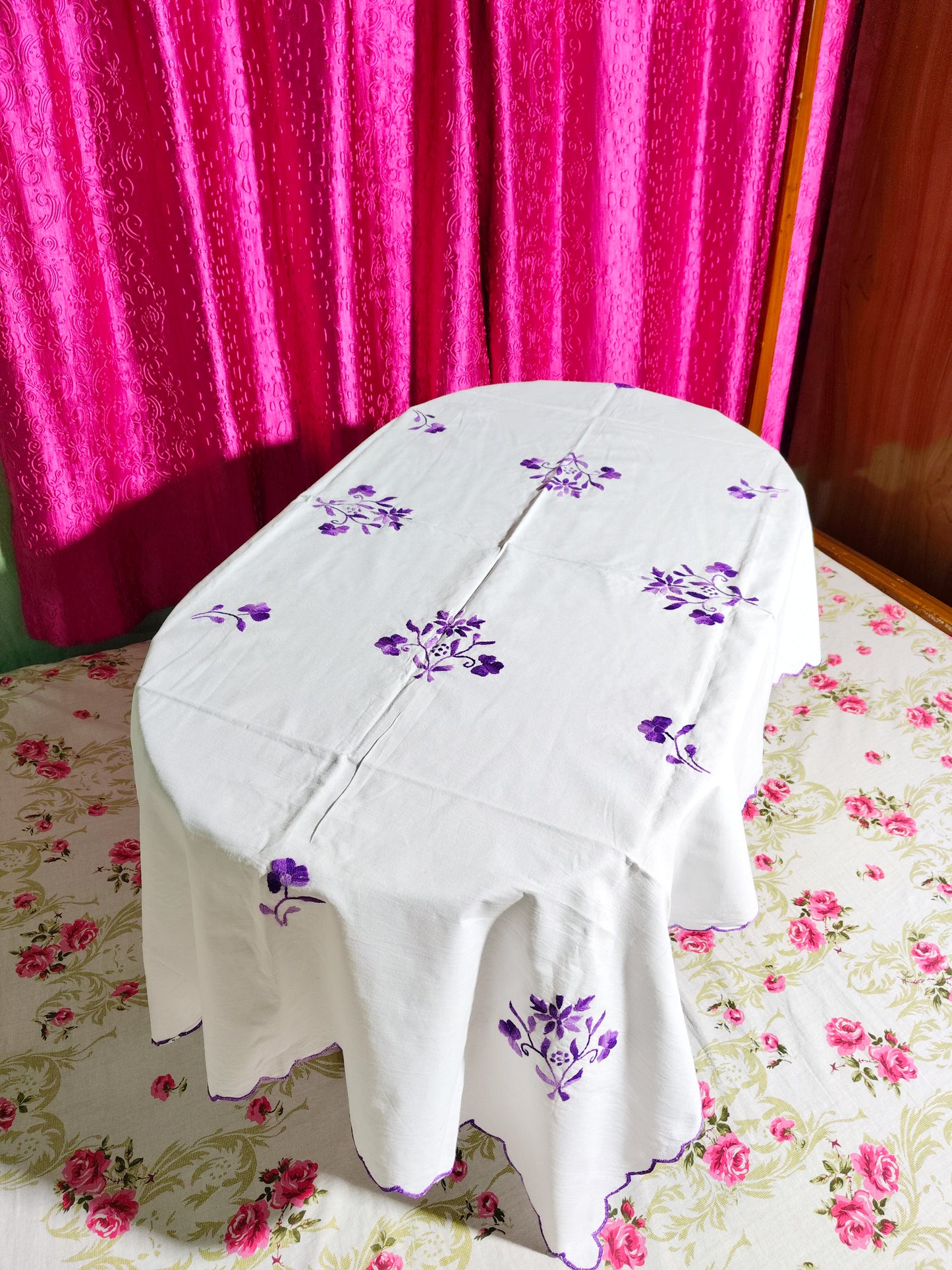 Hand Embroidered Floral Four Seater Table Cover