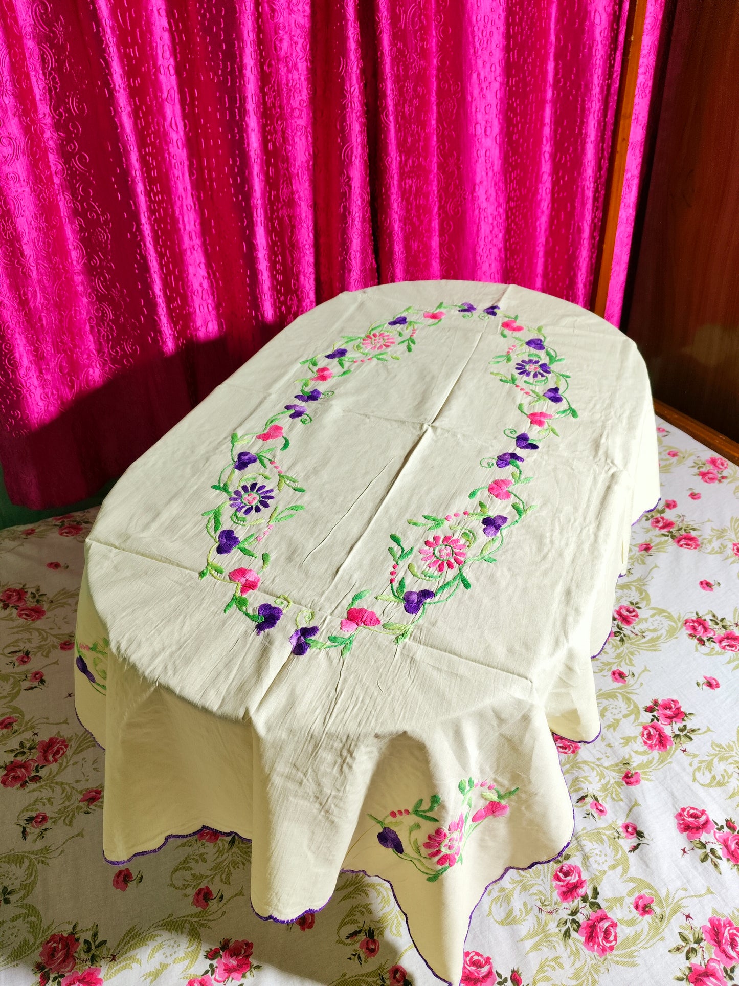 Hand Embroidered Floral Four Seater Table Cover