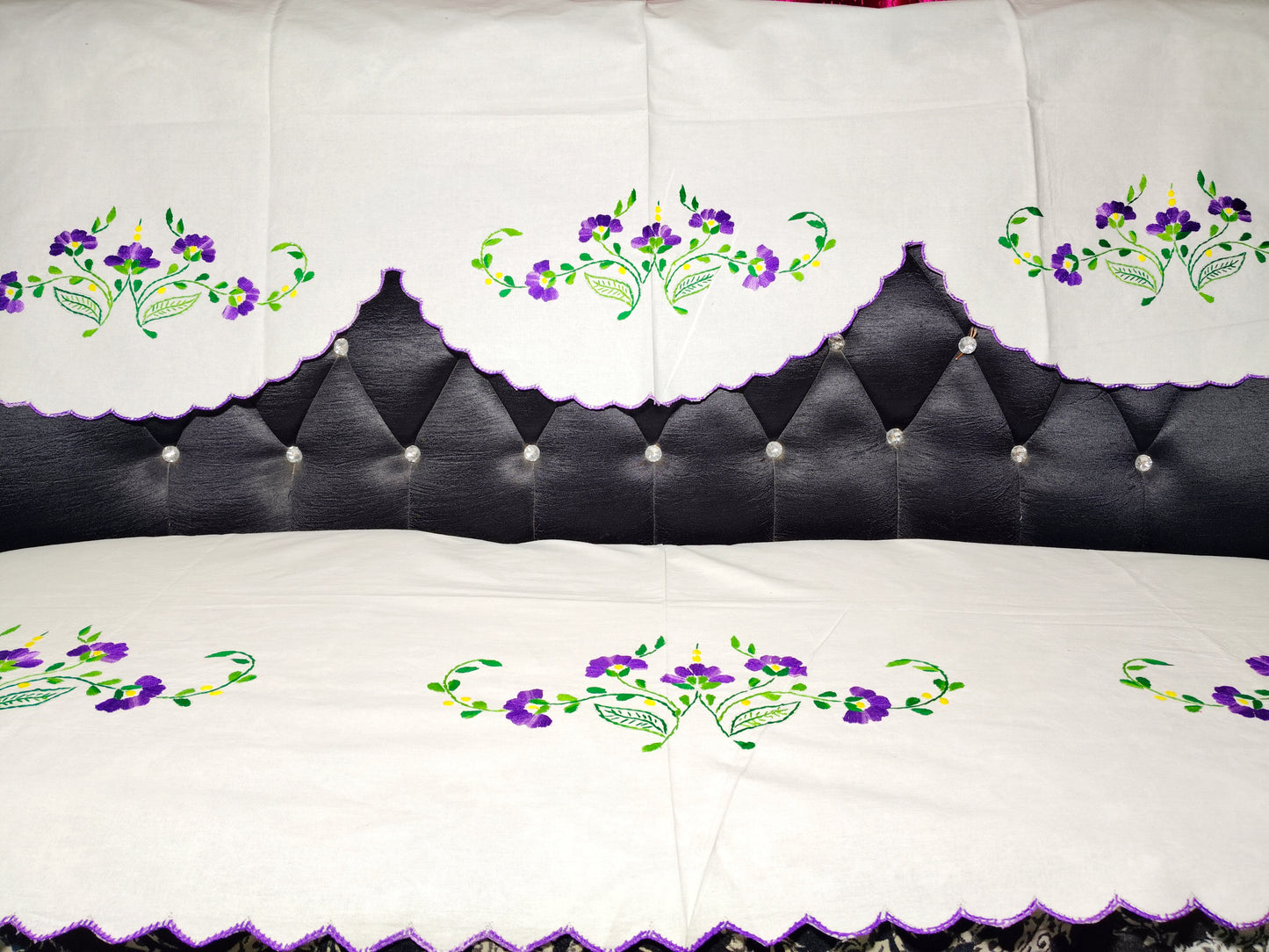 Hand Embroidered Sofa Cover (3+1+1 Seater)