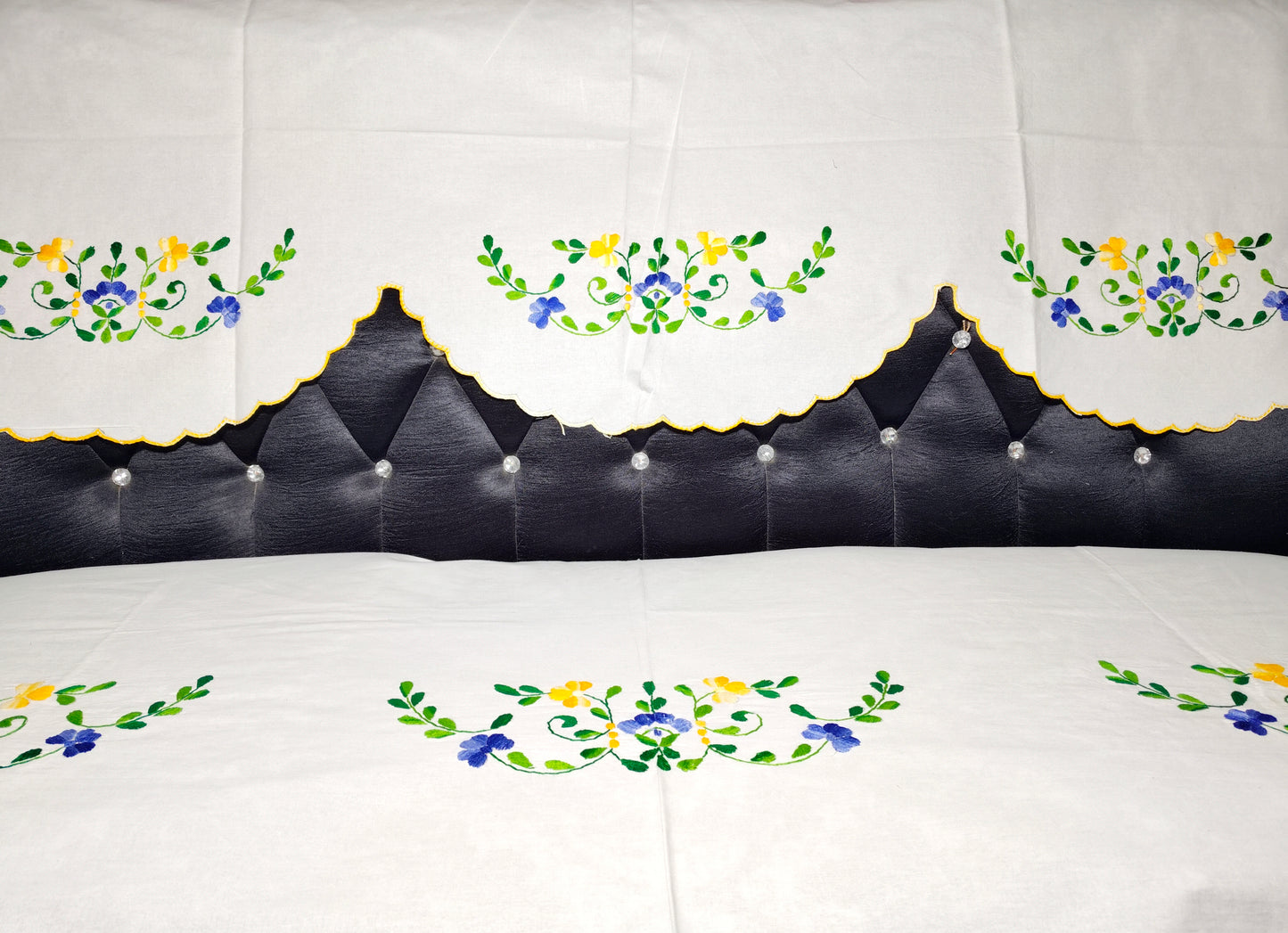 Hand Embroidered Sofa Cover (3+1+1 Seater)