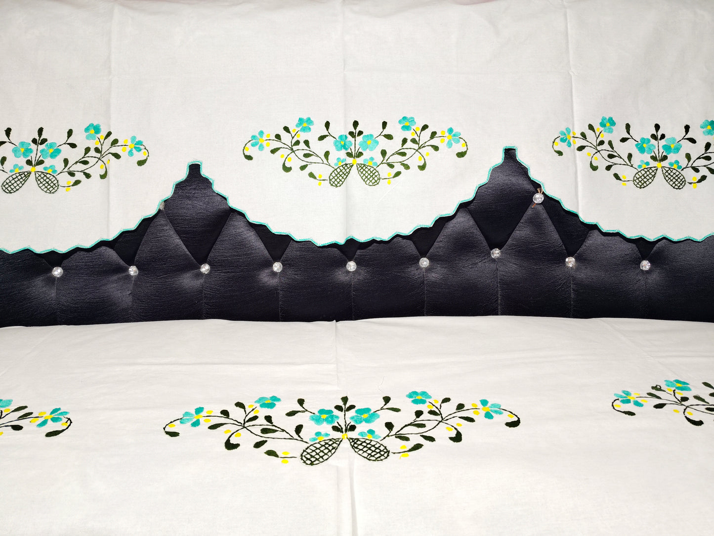 Hand Embroidered Sofa Cover (3+1+1 Seater)