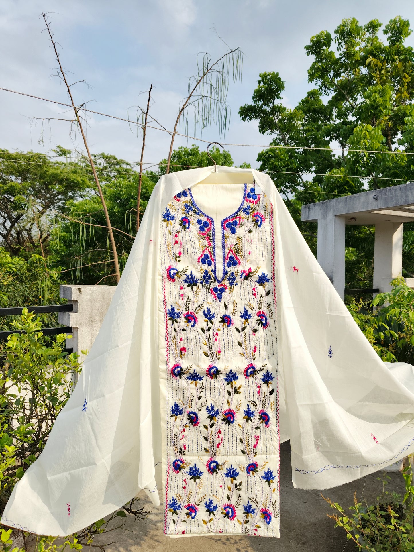 Chikonwala's Exclusive Hand Embroidered Kolkatakari Dress Material