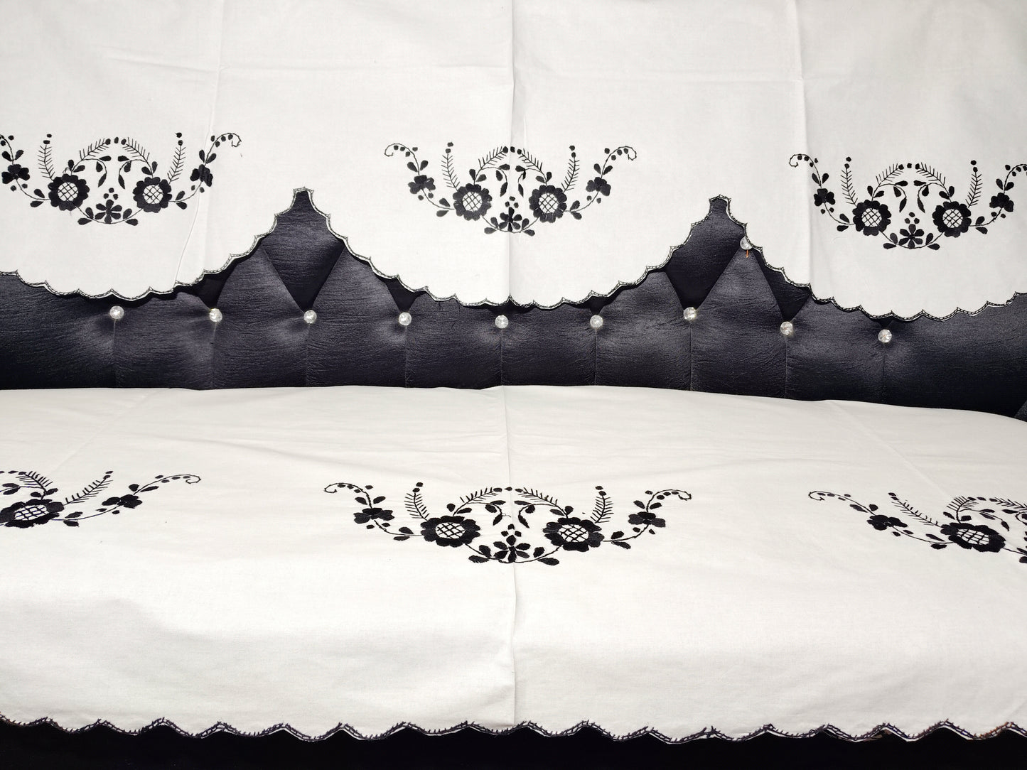 Hand Embroidered Sofa Cover (3+1+1 Seater)