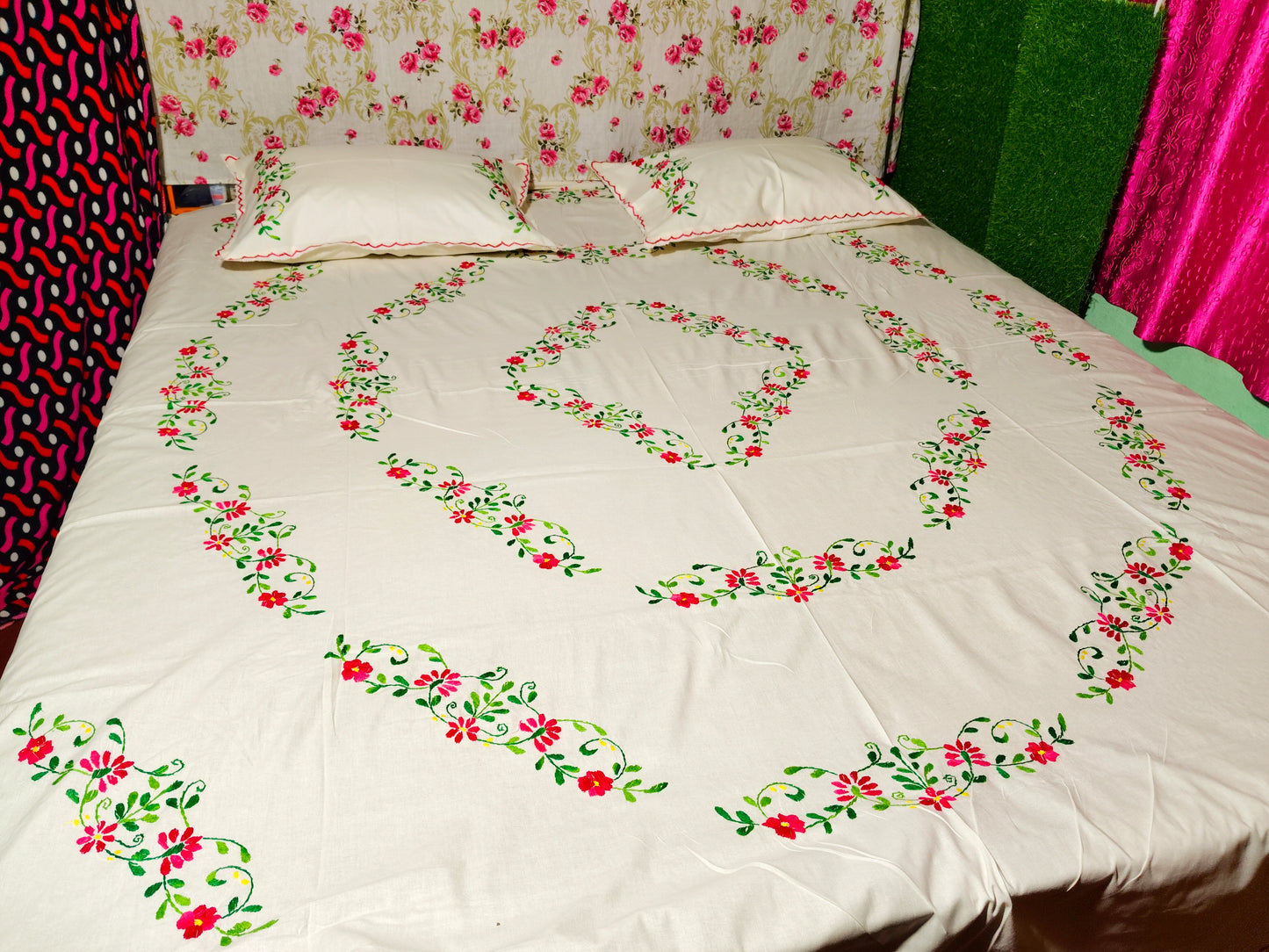 Chikonwala's Hand Embroidered Floral Design Bedsheet