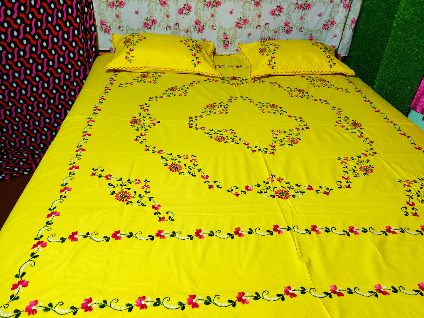 Chikonwala's Hand Embroidered Floral Design Bedsheet