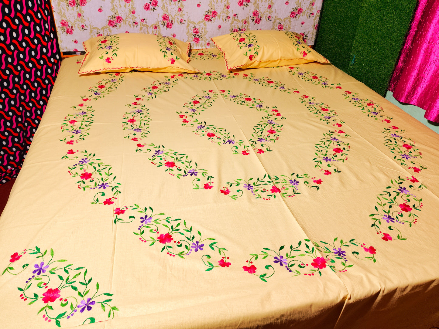 Chikonwala's Hand Embroidered Floral Design Bedsheet