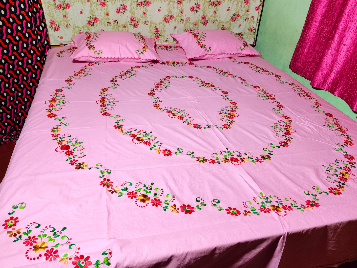 Chikonwala's Hand Embroidered Floral Design Bedsheet