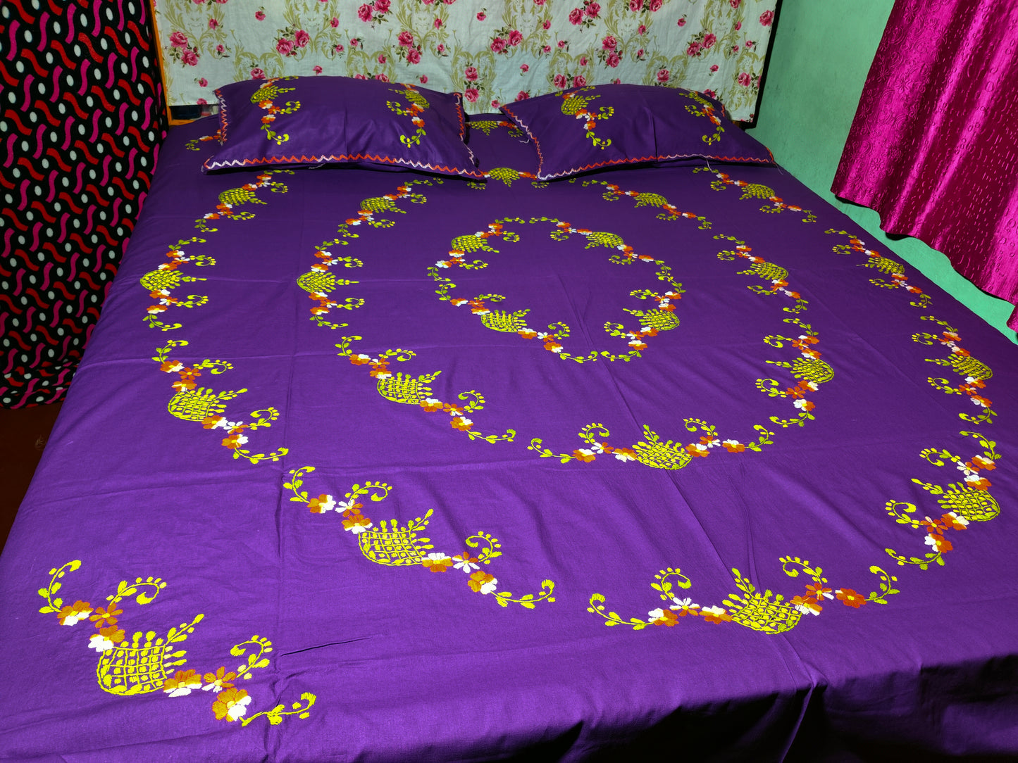 Chikonwala's Hand Embroidered Floral Design Bedsheet