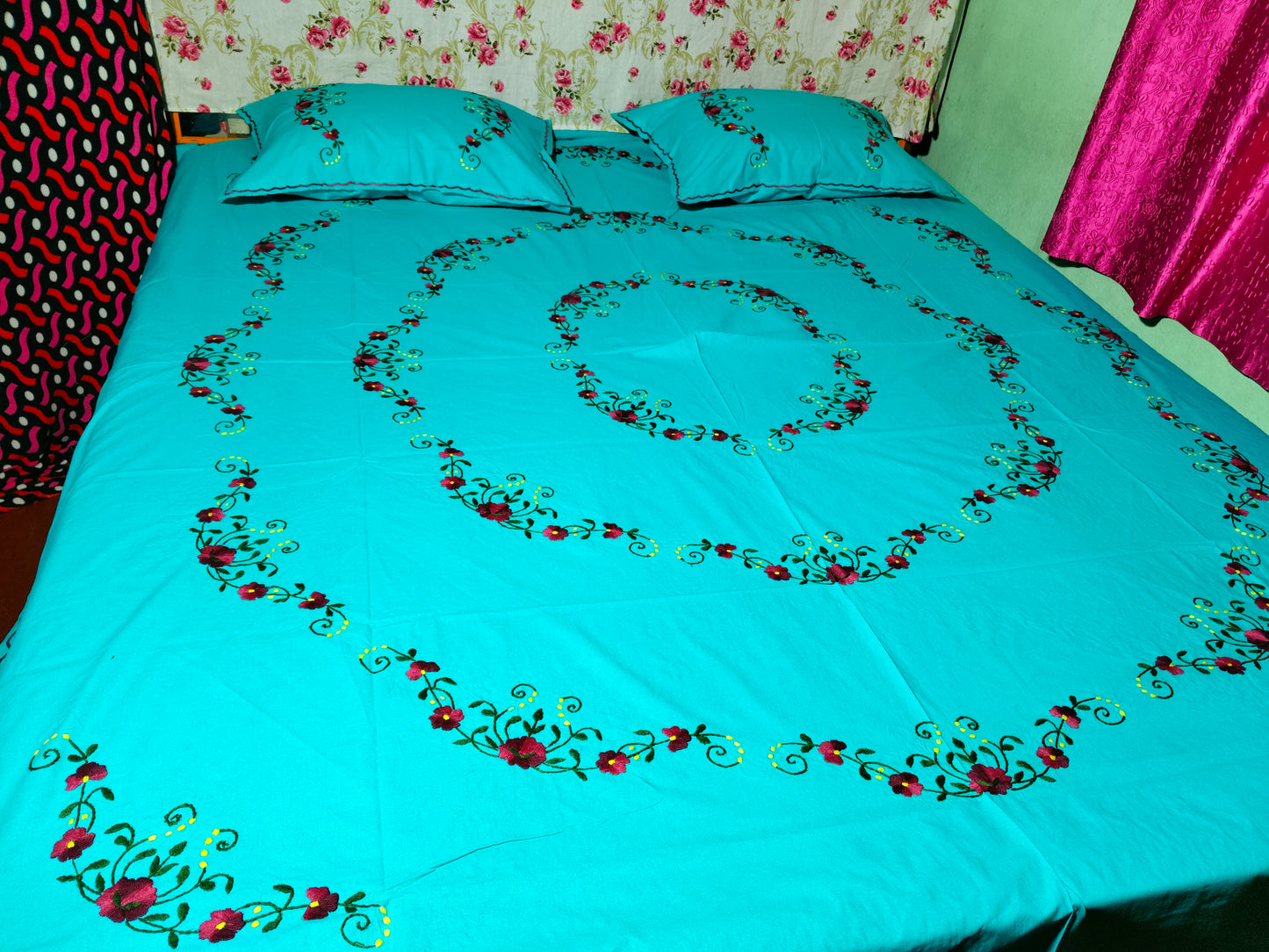 Chikonwala's Hand Embroidered Floral Design Bedsheet