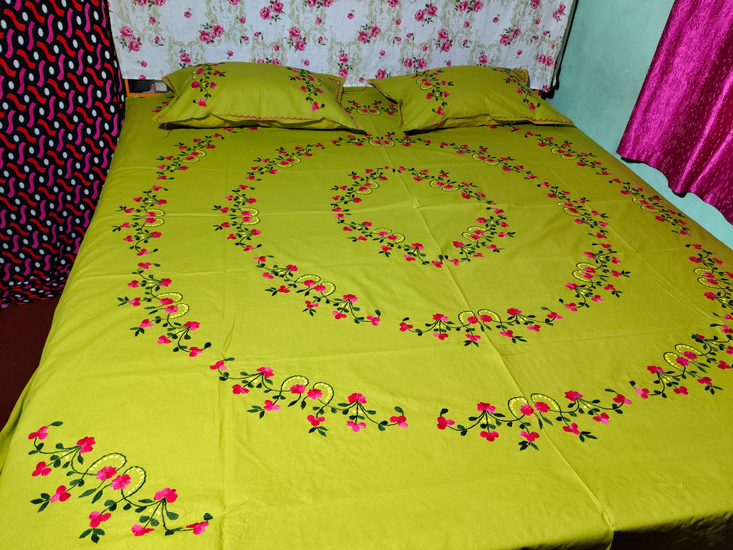 Chikonwala's Hand Embroidered Floral Design Bedsheet