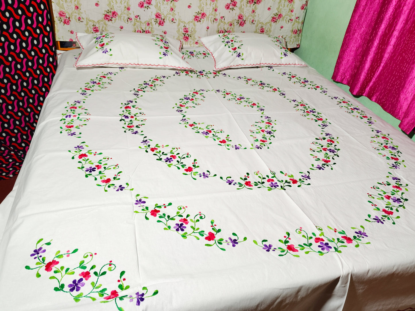 Chikonwala's Hand Embroidered Floral Design Bedsheet