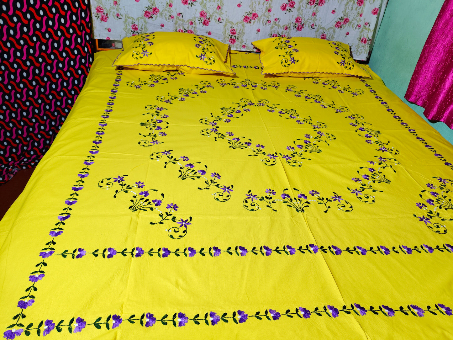 Chikonwala's Hand Embroidered Floral Design Bedsheet