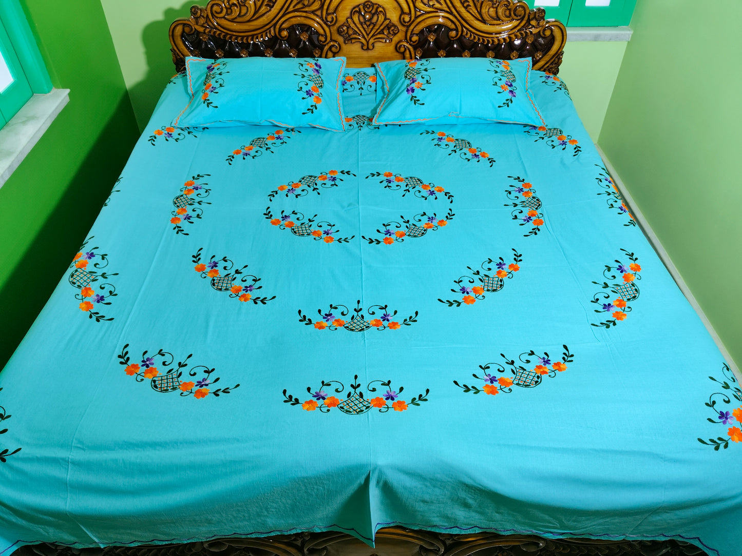 Chikonwala's Hand Embroidered Pure Cotton Bedsheet