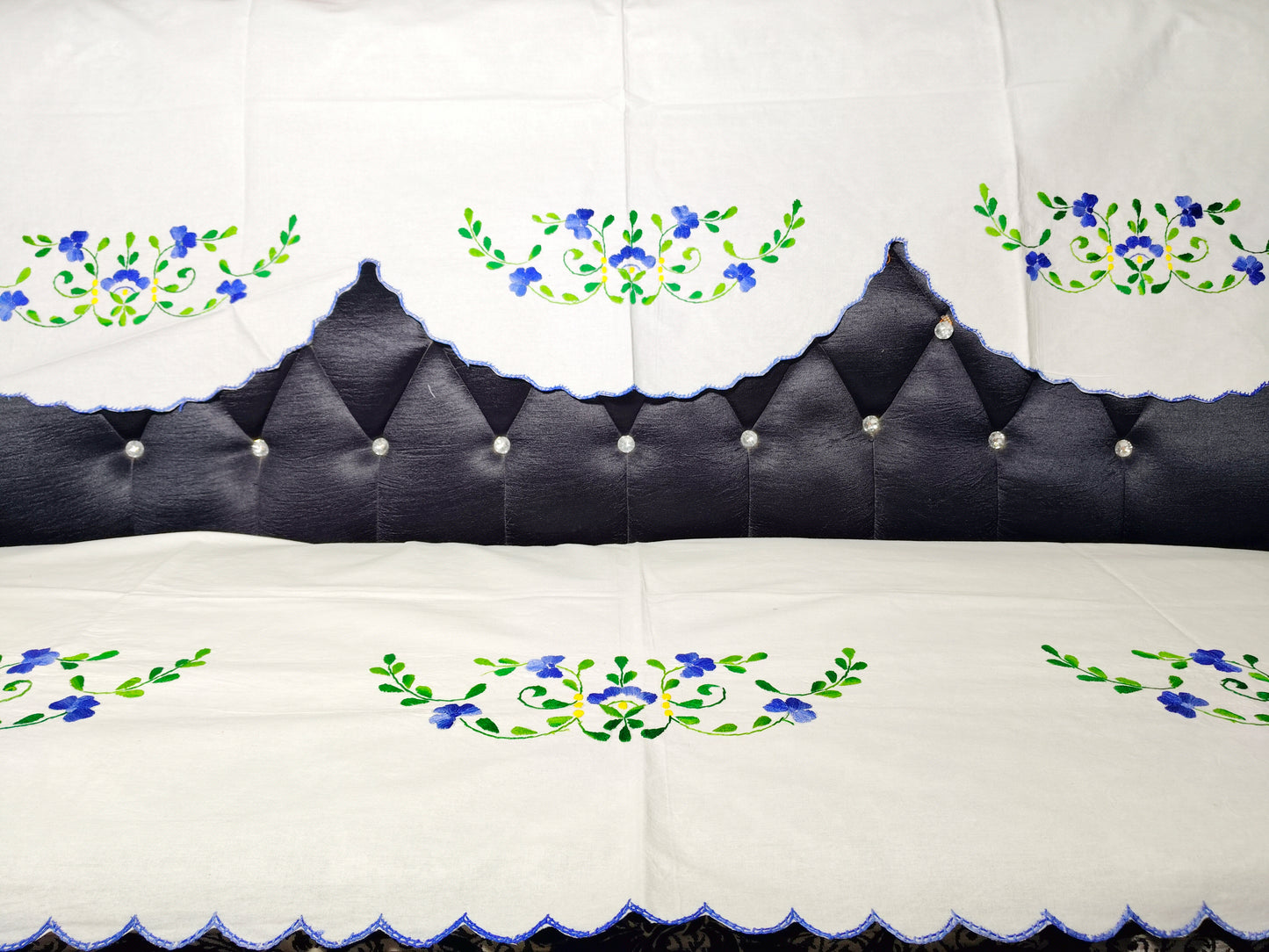 Hand Embroidered Sofa Cover (3+1+1 Seater)