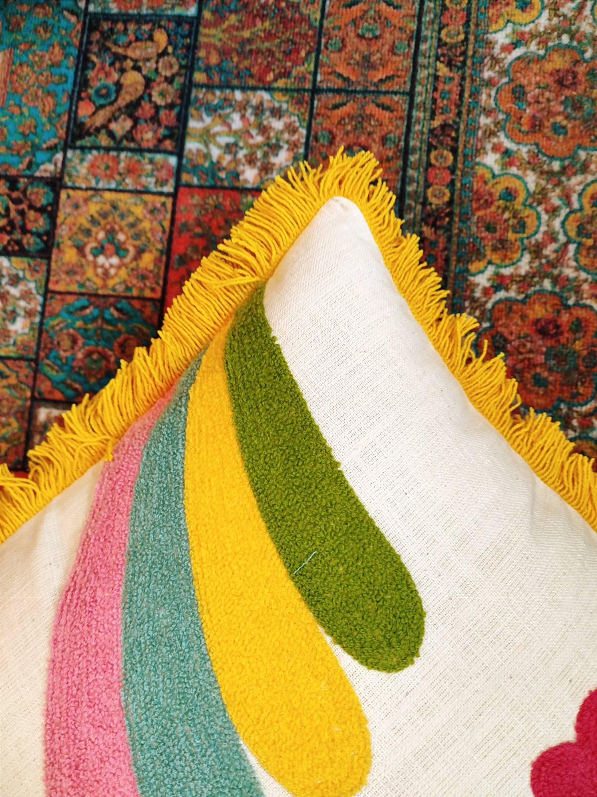 Chikonwala's Multicolor Heart Rainbow Cushion Covers(Set of 1 || 40x40 cm)