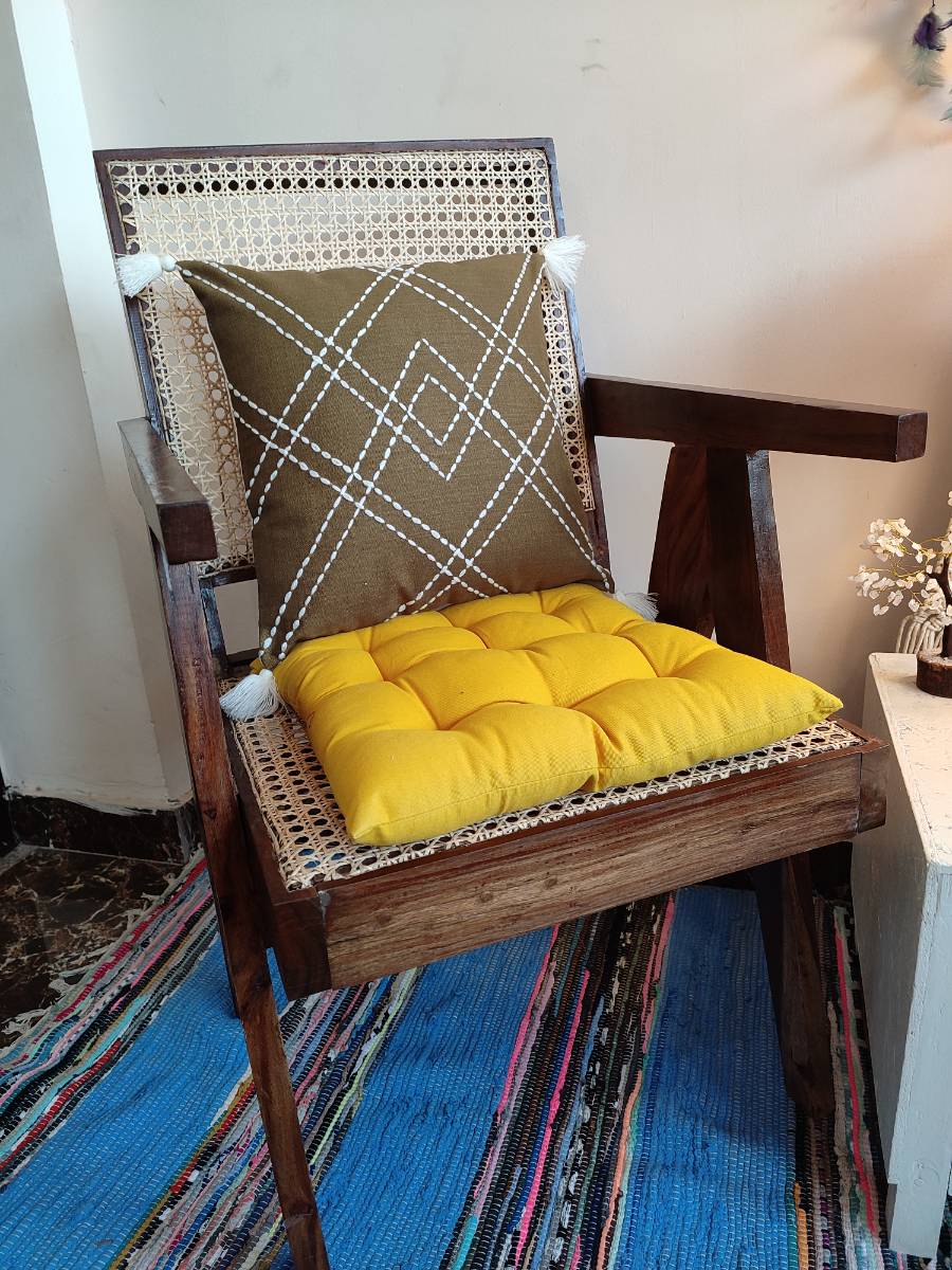 Chikonwala's Kantha Work Cushion Covers(Set of 2 || 40x40 cm)