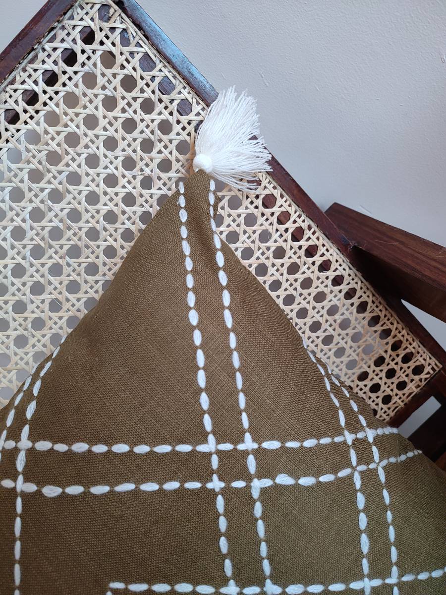 Chikonwala's Kantha Work Cushion Covers(Set of 2 || 40x40 cm)