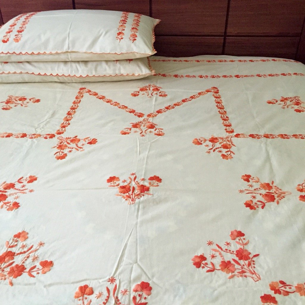 Chikonwala's Hand Embroidered Floral Design Bedsheet