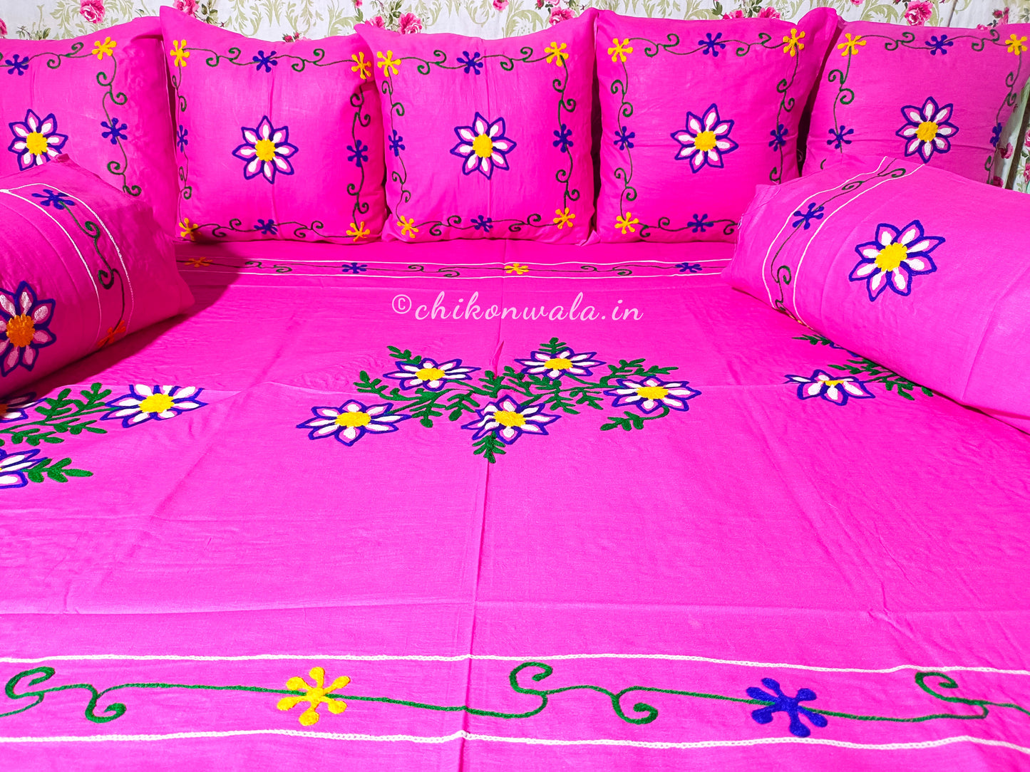 Chikonwala's Embroidered Diwan Set