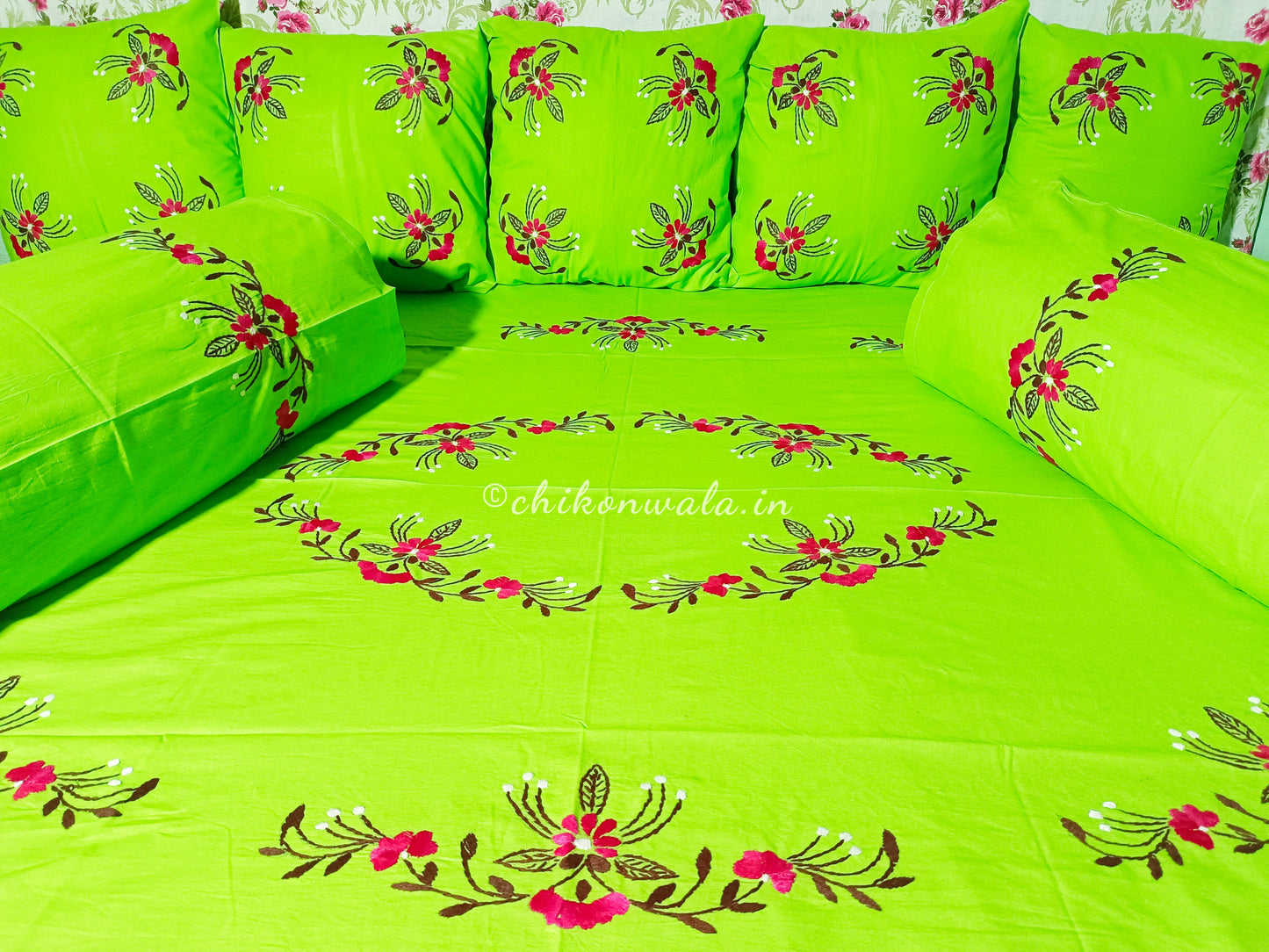 Chikonwala's Hand Made Diwan Set