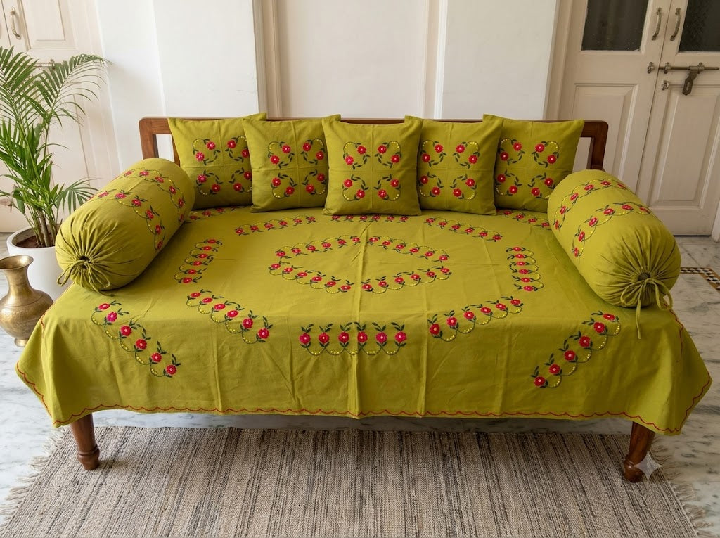 Chikonwala's Hand Crafted Diwan Set