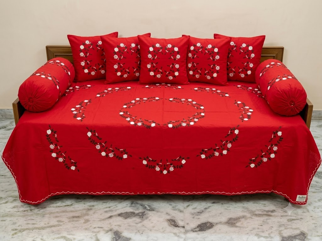 Chikonwala's Hand Crafted Diwan Set