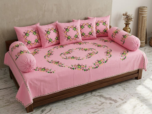 Chikonwala's Hand Crafted Diwan Set