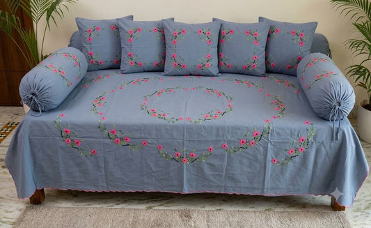 Chikonwala's Hand Crafted Diwan Set