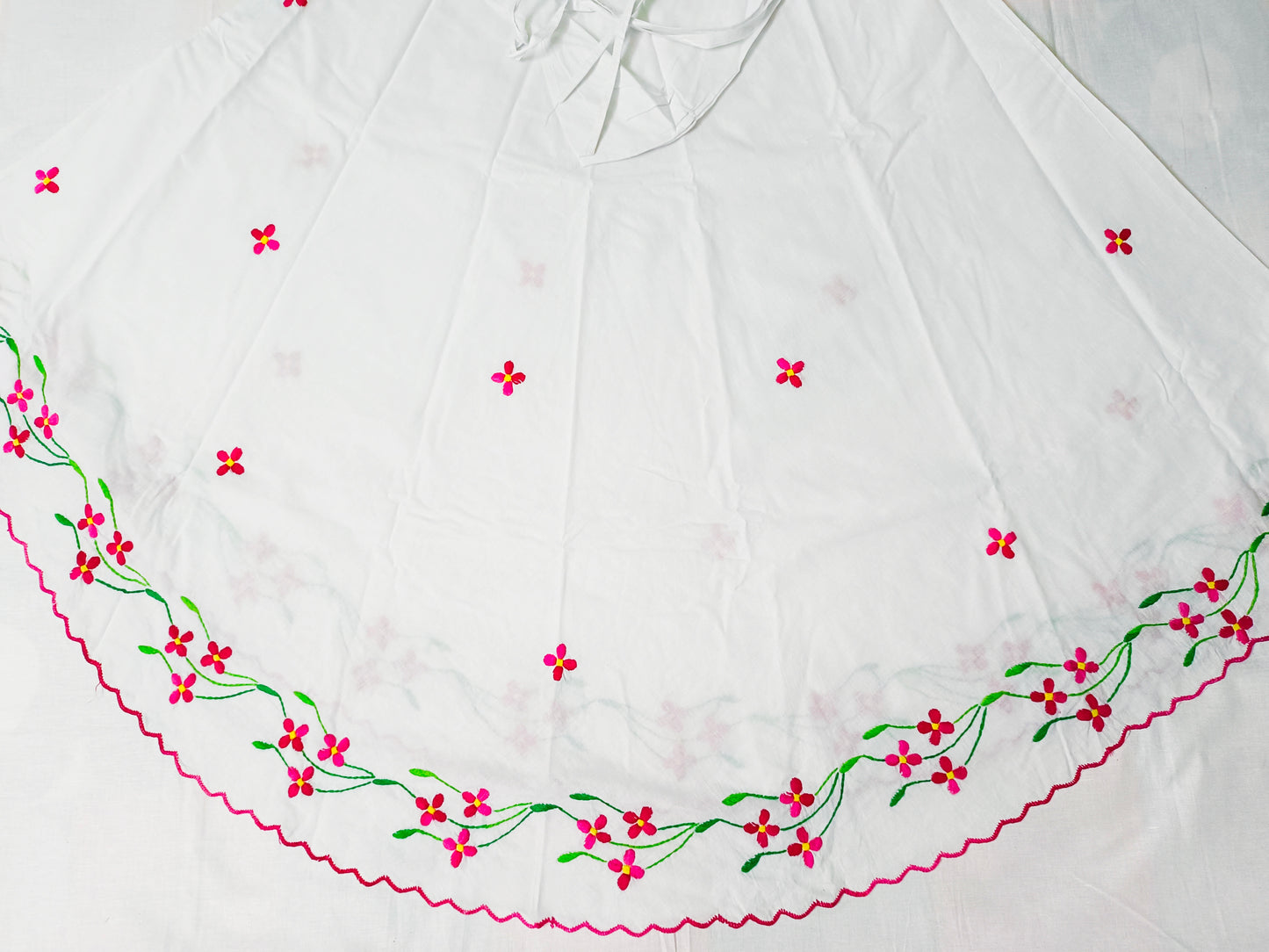 Chikonwala Hand Embroidered Cotton Islamic Namaz Hijab with Floral Embroidery