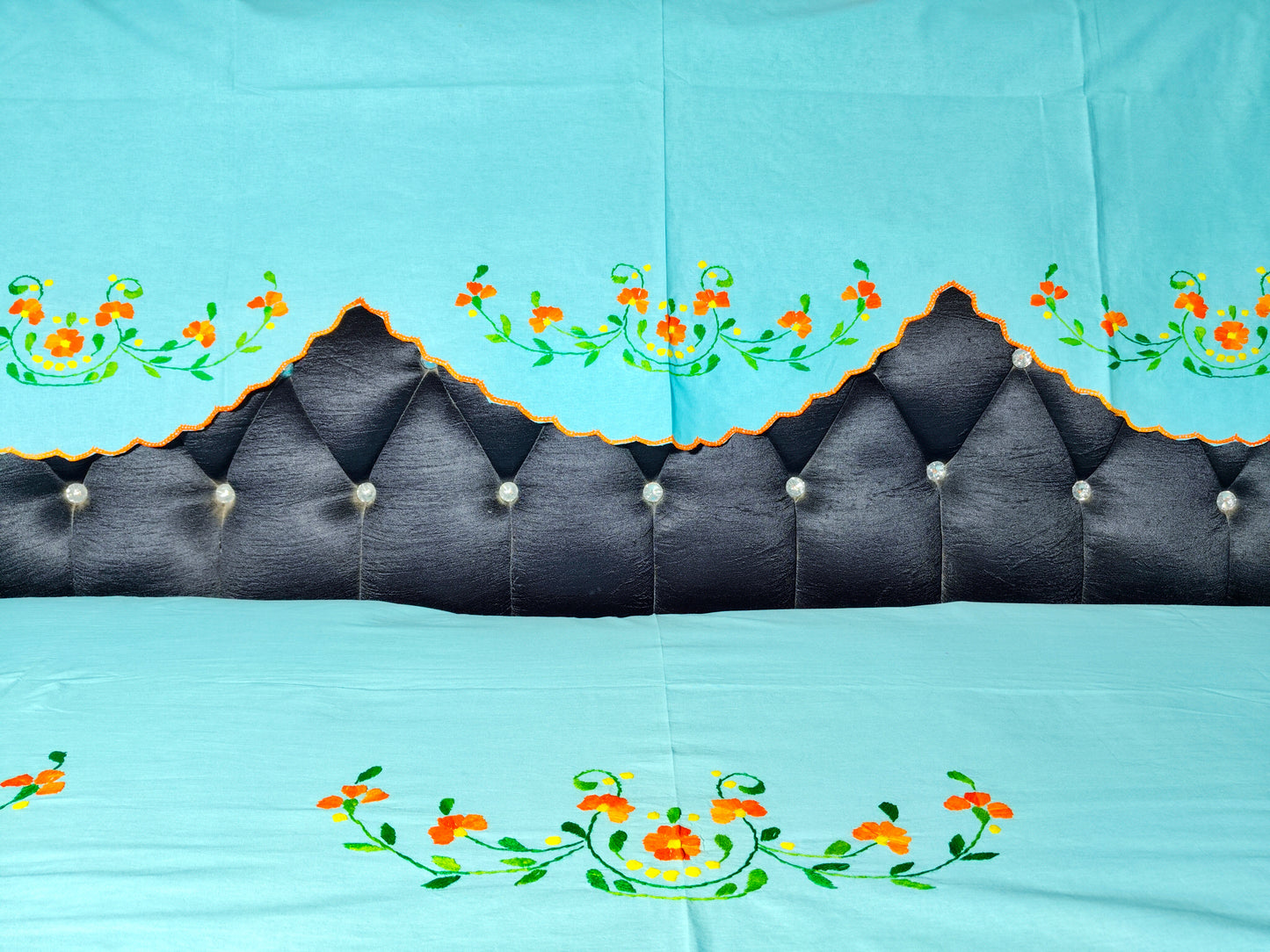 Hand Embroidered Sofa Cover (3+1+1 Seater)