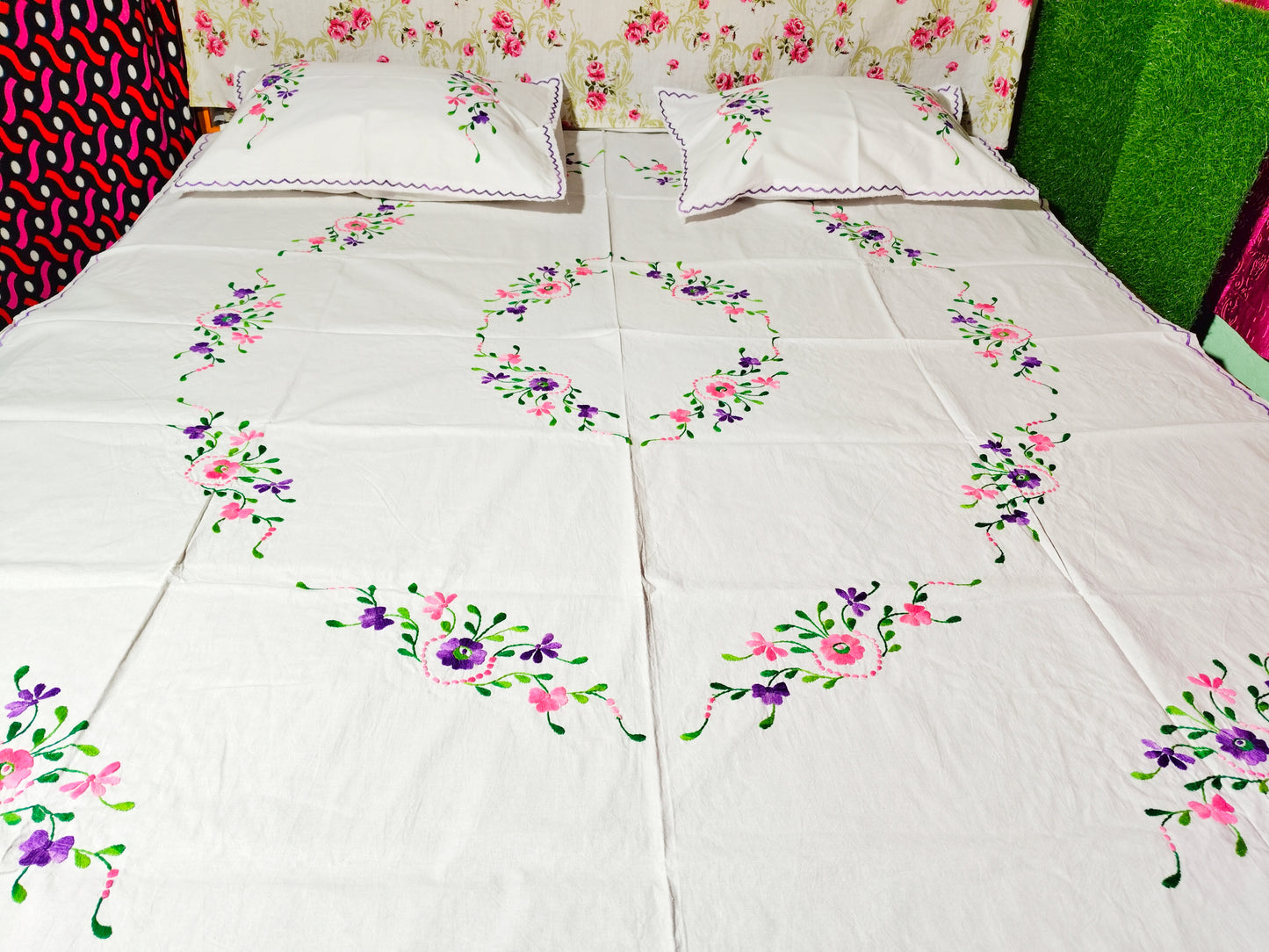 Chikonwala's Hand Embroidered Floral Design Bedsheet